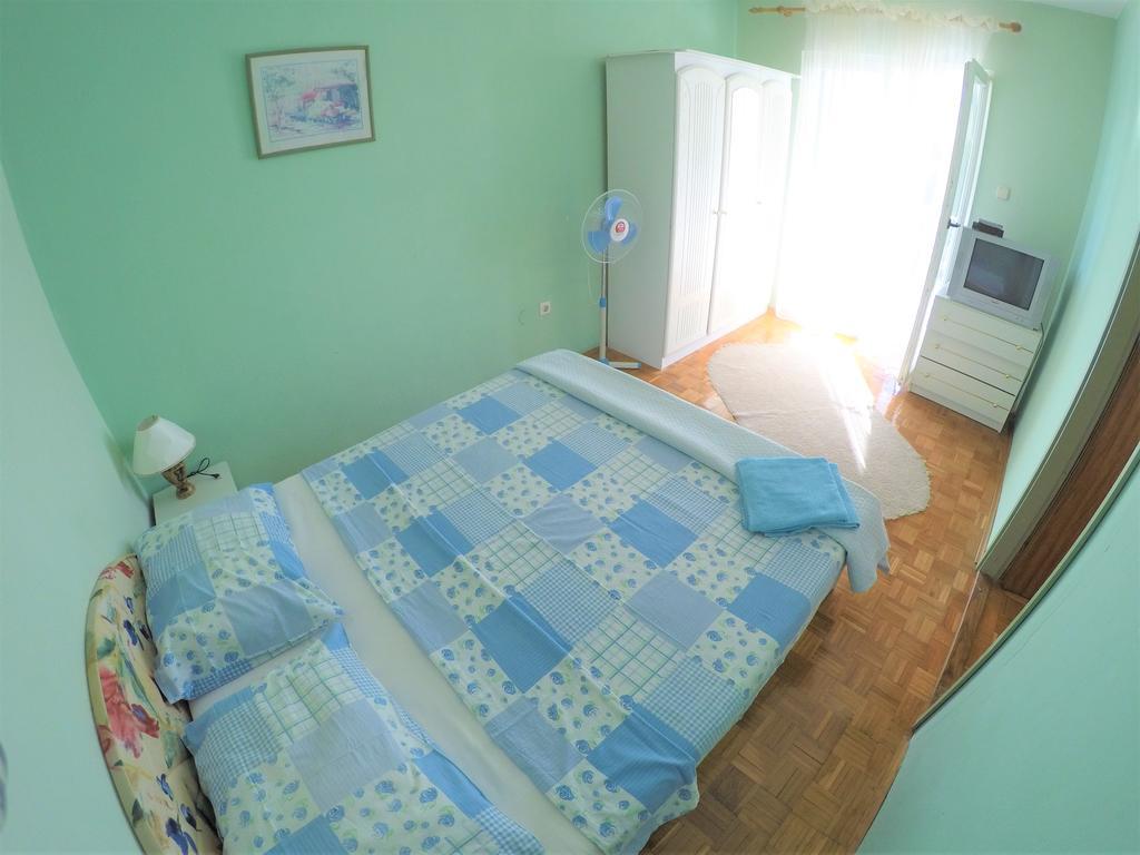 Blue City Apartment'S Repic Biograd Na Moru Exterior foto