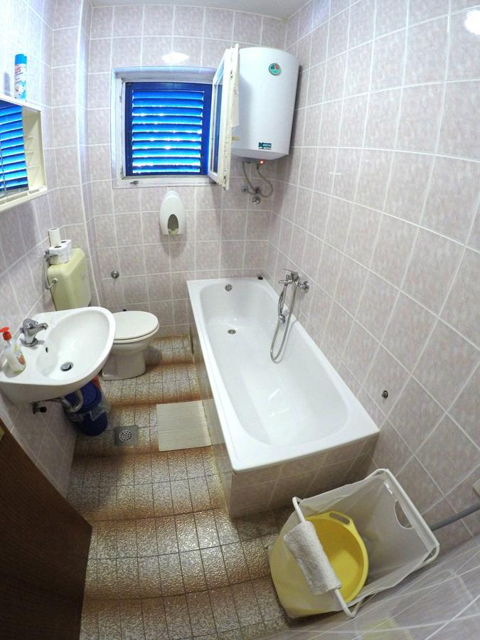 Blue City Apartment'S Repic Biograd Na Moru Exterior foto